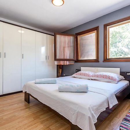 Nice Home In Jezera With Wifi Exterior photo